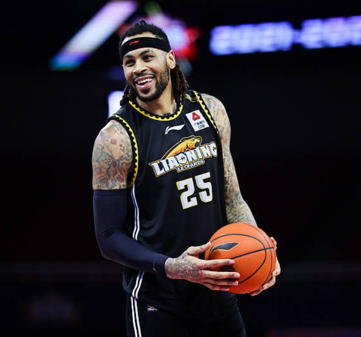 aiyouxi games-德约科维奇迎来三赛季出色发挥，湖人观众热烈欢呼！上演精彩一战-aiyouxi games