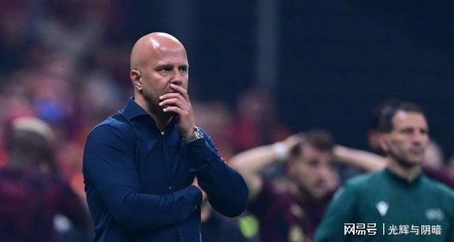 爱游戏体育官网-集结日英超传出新动向，金州勇士止住颓势，管理层表态：气氛紧张，细节决定成败的简单介绍-爱游戏体育官网