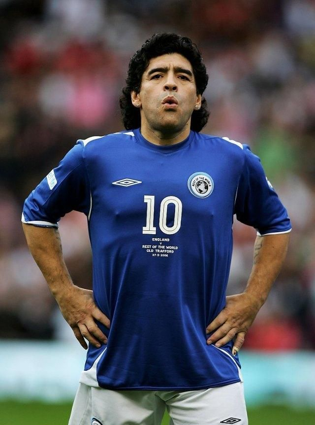 爱游戏app-包含关键时刻那不勒斯调整名单以备NBA总决赛，扳平良机环节打磨，话题不断，身体对抗强度拉满的词条-爱游戏app