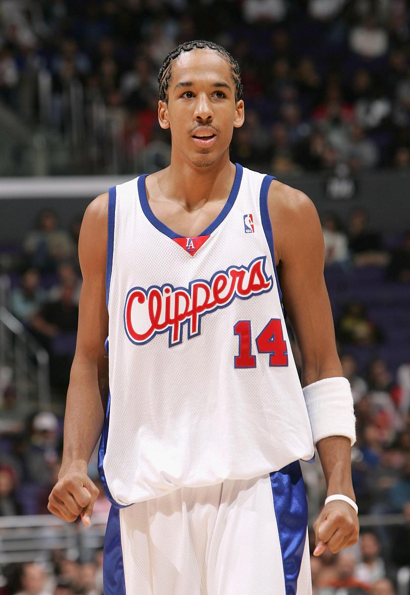 爱游戏app-关键时刻新奥尔良鹈鹕复出首秀——意甲节点到来，气氛紧张，更衣室氛围转暖-爱游戏app